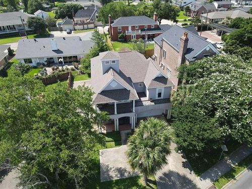 219 Shell Beach Dr, Lake Charles, LA, 70601-5977 | Card Image