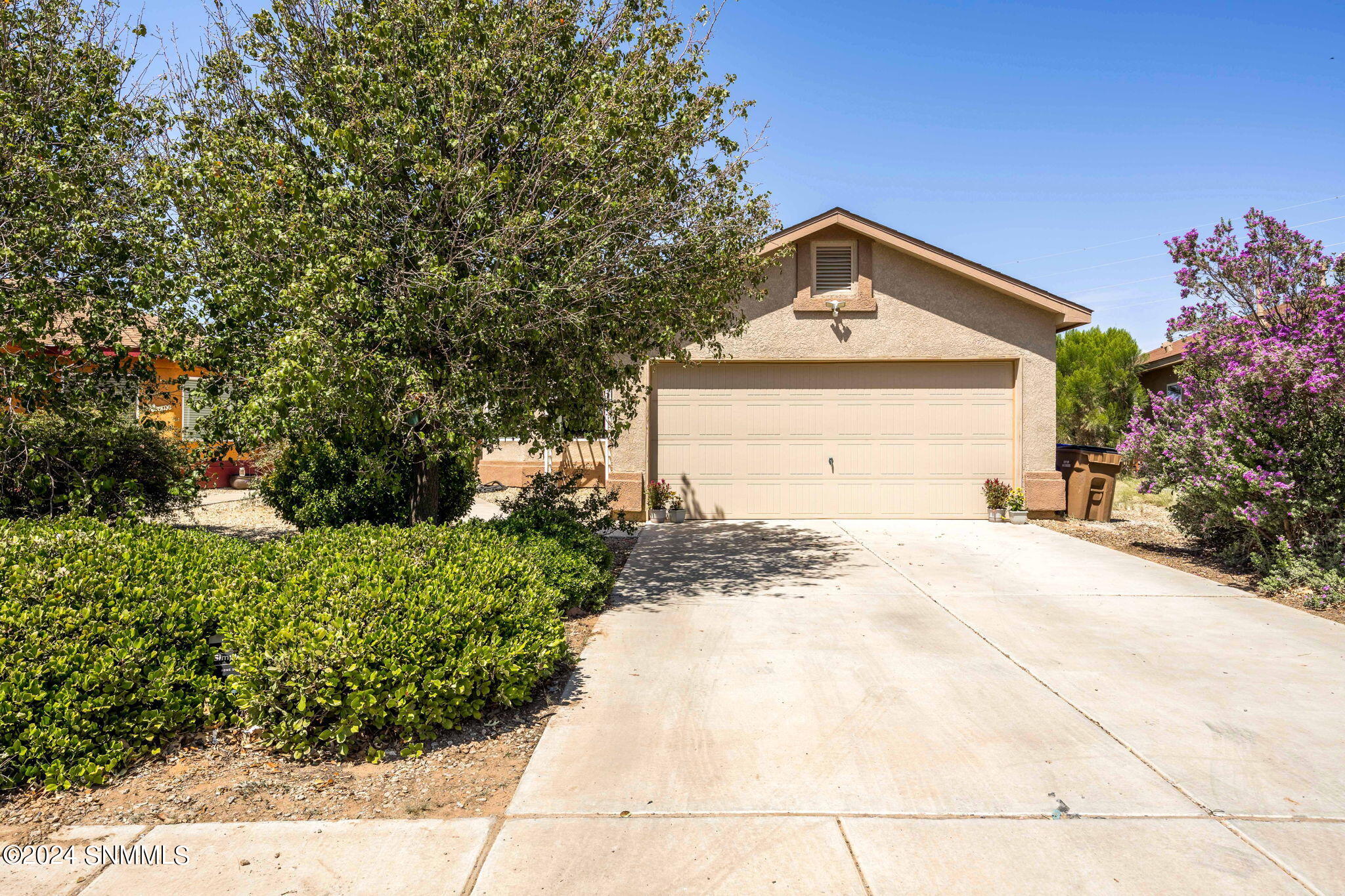 Kensington Way, Las Cruces, NM 88012