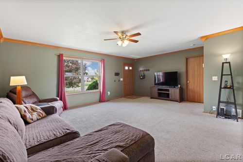 7673 Dalton Rd, Onsted, MI, 49265-9413 | Card Image