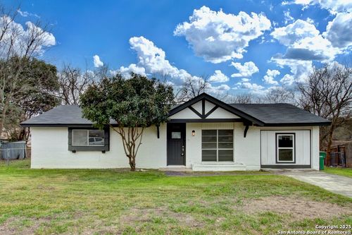 4566 Los Ranchitos St, San Antonio, TX, 78233-6737 | Card Image