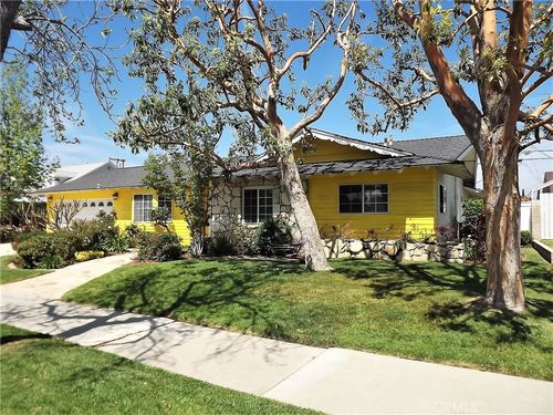 545 E Vista Del Gaviota Ave, Orange, CA, 92865-3423 | Card Image