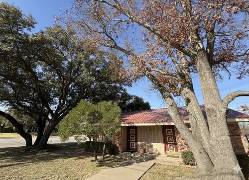 100 E Truett Street, Winters, TX, 79567 | Card Image