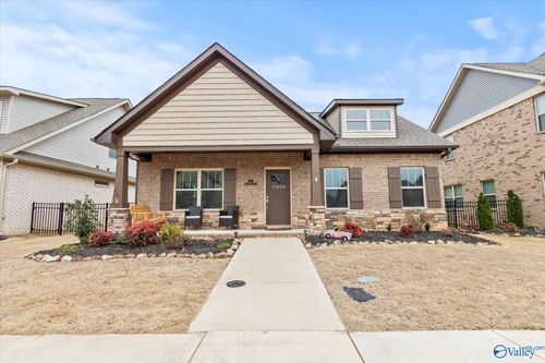 17258 Brooklawn St, Athens, AL, 35611-2762 | Card Image