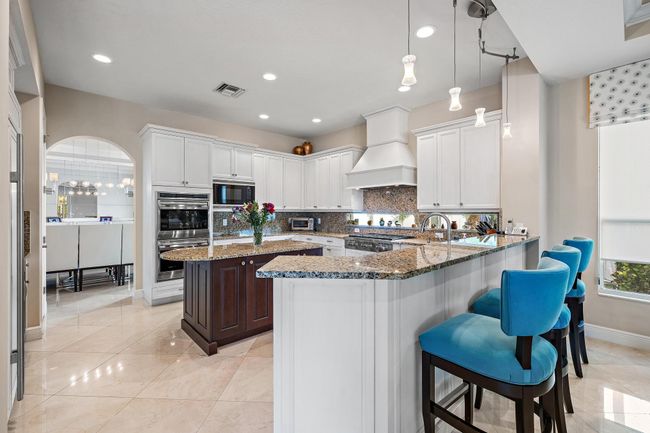 1727 W Hemingway Dr, House other with 5 bedrooms, 5 bathrooms and null parking in Juno Beach FL | Image 16