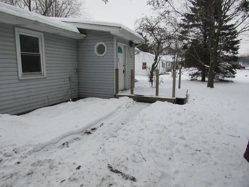 7080 W Vienna Rd, Clio, MI, 48420-9475 | Card Image