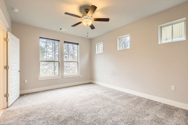 10610 Wills Loop, House other with 3 bedrooms, 3 bathrooms and null parking in Austin TX | Image 14