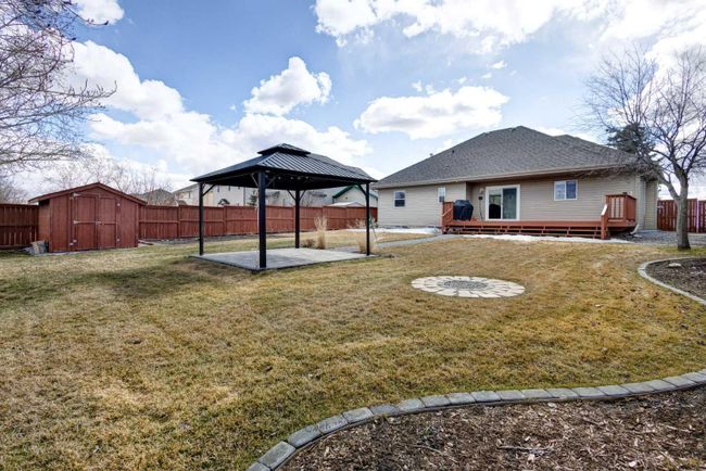 104 1 Avenue Se, Home with 5 bedrooms, 3 bathrooms and 4 parking in Langdon AB | Image 27