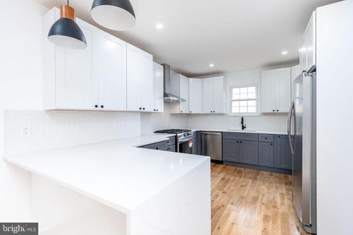 2713 E Huntingdon St, PHILADELPHIA, PA, 19125-4007 | Card Image