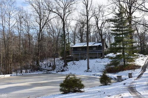 6271 E Spring Lake Rd, Mooresville, IN, 46158-6201 | Card Image