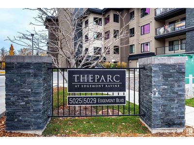 5029 Edgemont Blvd Nw, Condo with 2 bedrooms, 2 bathrooms and 1 parking in Edmonton AB | Image 1