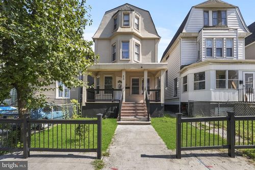 86 N 16th St, East Orange, NJ, 07017-5213 | Card Image