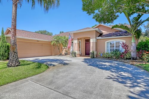 3033 Forest Creek Dr, Melbourne, FL, 32901-7719 | Card Image