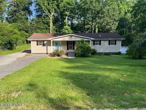 304 Shoreline Circle, LaFollette, TN, 37766 | Card Image