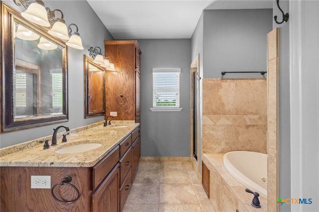 480 Perdido Pointe Cir, House other with 4 bedrooms, 3 bathrooms and null parking in Victoria TX | Image 36