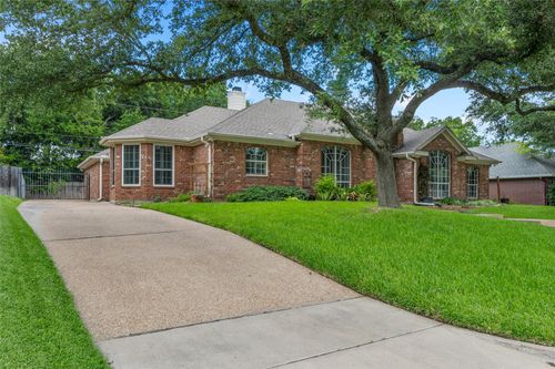 716 Meadow Mountain Dr, Waco, TX, 76712-8733 | Card Image