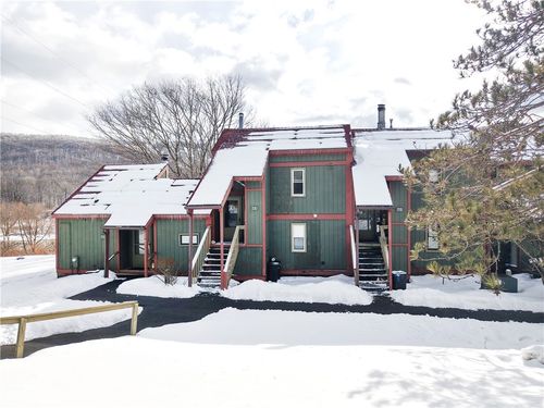 apt-7e-2012 Alpha Cir, Cortland, NY, 13045-9555 | Card Image