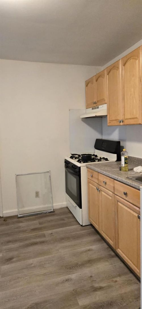 1-211 E Front St, Hancock, NY, 13783-1164 | Card Image