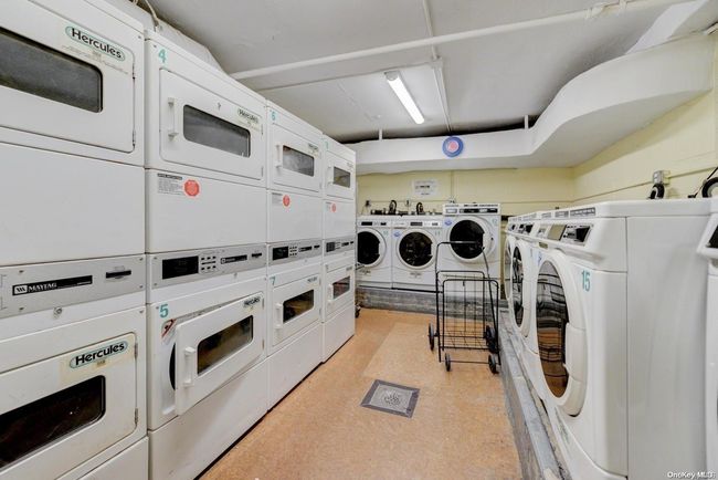 APT-8C - 83-60 118 Th St, Home with 1 bedrooms, 1 bathrooms and null parking in Kew Gardens NY | Image 10