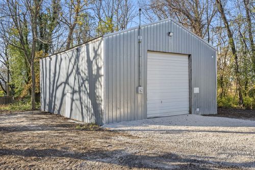 2049 N Eldon Ave, Springfield, MO, 65803-5656 | Card Image