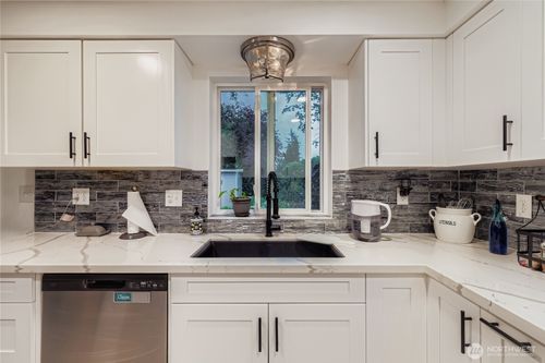 3001 227th St Sw, Brier, WA, 98036-8148 | Card Image