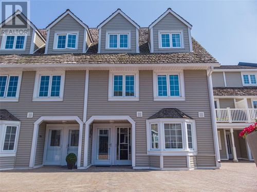 w-18-1500 Venetian Blvd, Point Edward, ON, N7T7W4 | Card Image