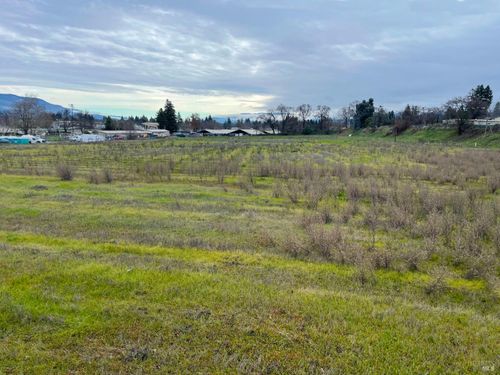 1 Ford Rd, Ukiah, CA, 95482-3401 | Card Image