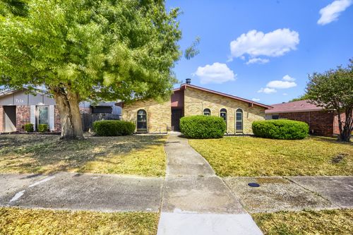 7209 Flameleaf Pl, Dallas, TX, 75249-1409 | Card Image