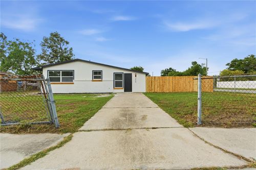 7924 Dahlia Ave, TAMPA, FL, 33619-7332 | Card Image