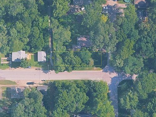 3784 Maple St, Hobart, IN, 46342-1522 | Card Image