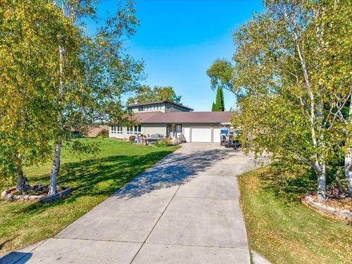 N3943 Oconnor Rd, Columbus, WI, 53925-8908 | Card Image