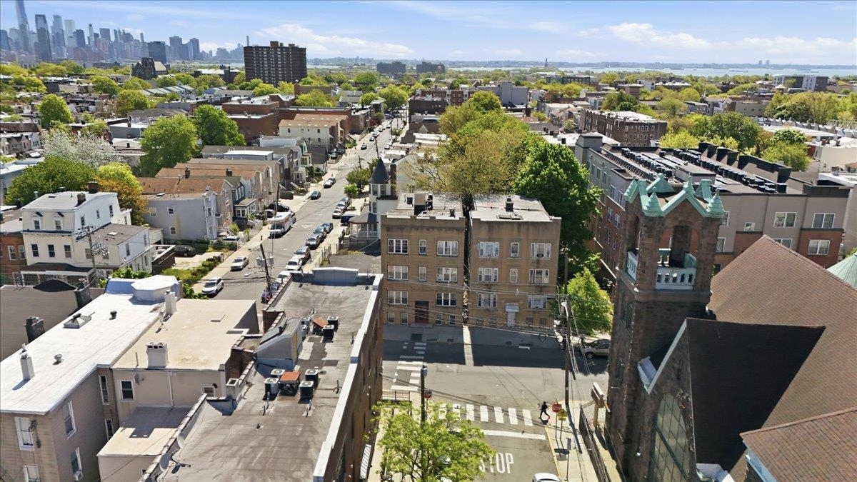Residential Income in JC, West Bergen 5