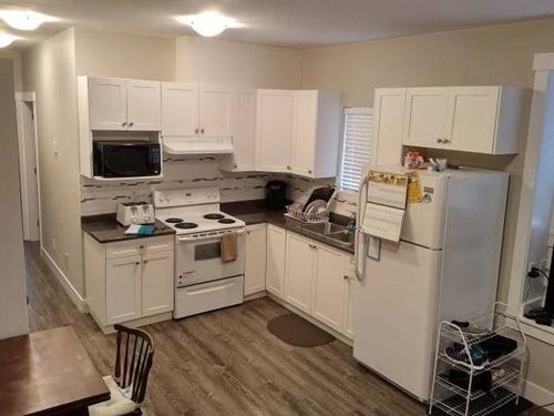 2-6878 Canada Way, Burnaby, BC, V5E3R4 | Card Image
