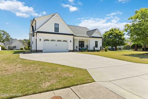 4500 Lake Hills Dr, Wilson, NC, 27896-8426 | Card Image