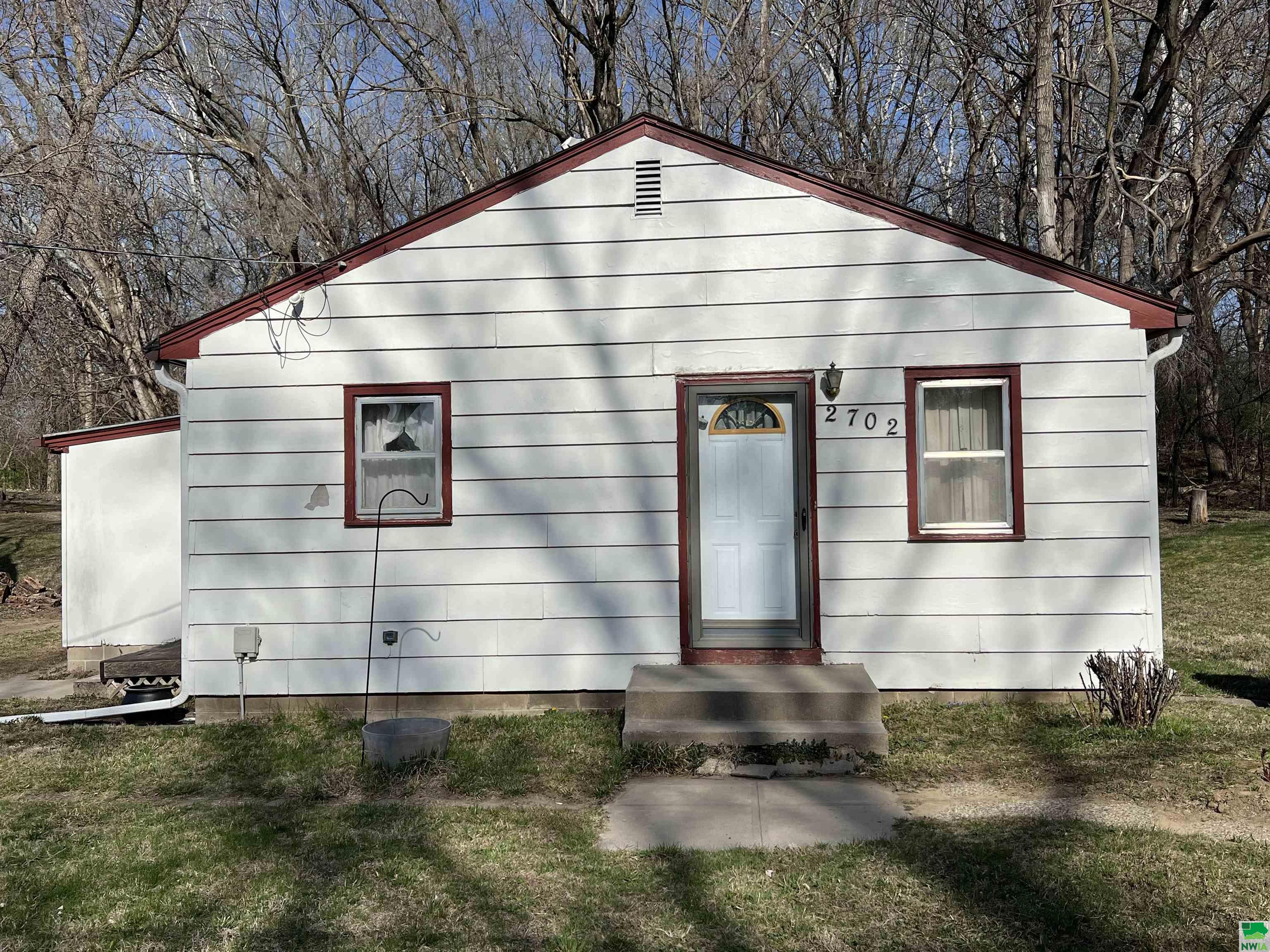 Cleveland St, Sioux City, IA 51106