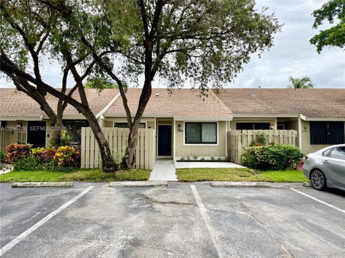 11189 Nw 37th St, Sunrise, FL, 33351-7581 | Card Image