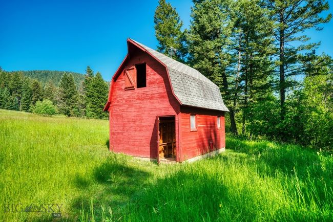 14470 Cottonwood Canyon Rd, House other with 2 bedrooms, 1 bathrooms and null parking in Bozeman MT | Image 16