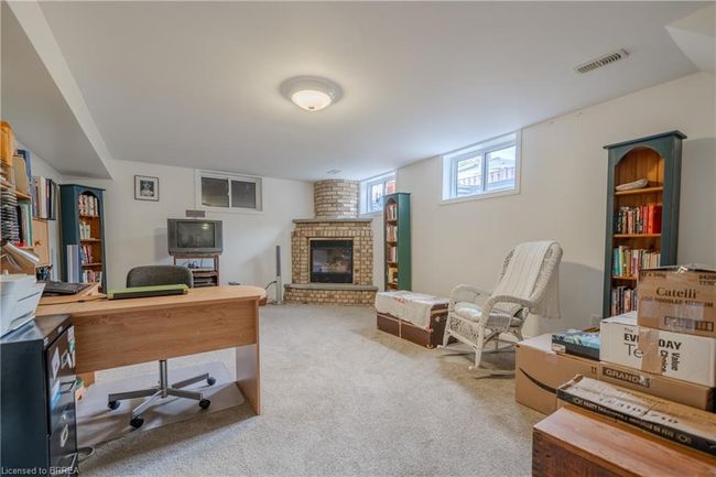 131 Morrell St, House other with 3 bedrooms, 2 bathrooms and 4 parking in Brantford ON | Image 22