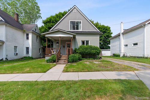1 Jones St, Yale, MI, 48097-3307 | Card Image