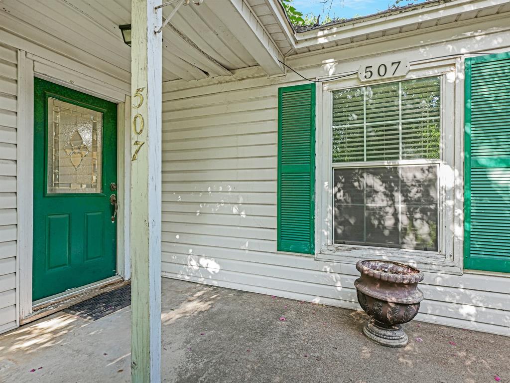 Elliott St, Arlington, TX 76013