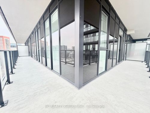 1106-285 Dufferin St, Toronto, ON, M6K0J2 | Card Image