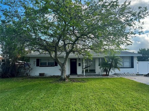 4561 Shore Acres Boulevard Ne, SAINT PETERSBURG, FL, 33703 | Card Image