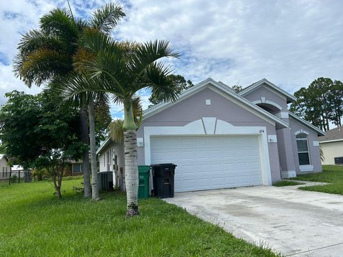 674 Se Thornhill Dr, Port St. Lucie, FL, 34983-3800 | Card Image
