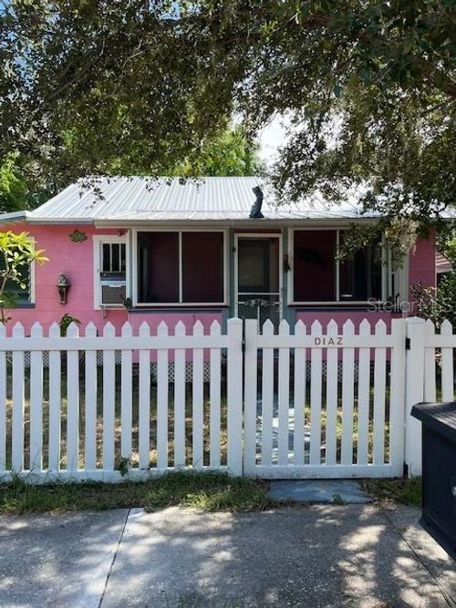 535 Wilkie St, DUNEDIN, FL, 34698-7036 | Card Image
