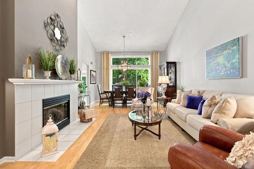 6287 Sequoia Cir, Eden Prairie, MN, 55346-1433 | Card Image
