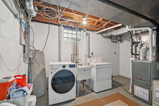 47-web-or-mls-Como Ave-1106-047.jpg | Image 37