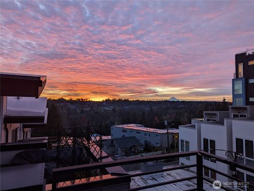 g-3070 Sw Avalon Way, Seattle, WA, 98126-2662 | Card Image