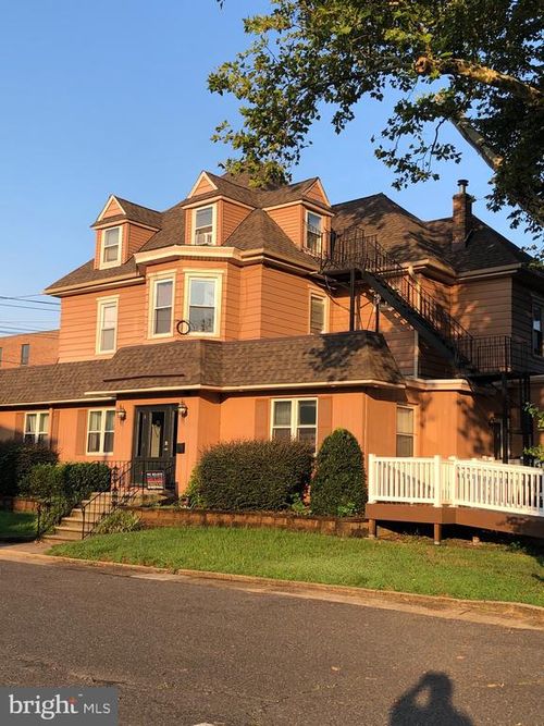 915 Haddon Ave, COLLINGSWOOD, NJ, 08108-1900 | Card Image
