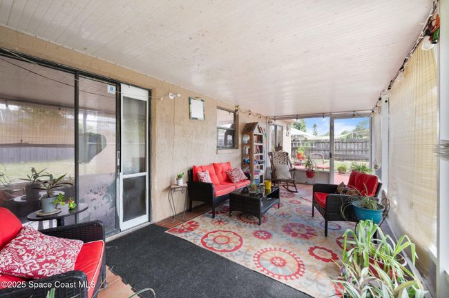 Screened Porch | Image 17
