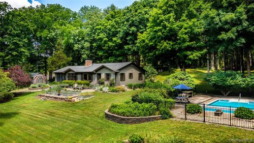 50 Field Rd, Clinton Corners, NY, 12514-3005 | Card Image