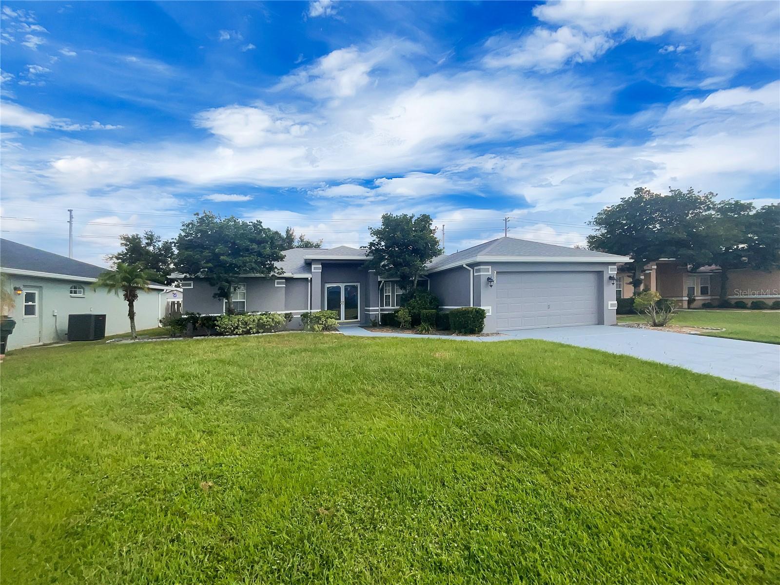 Sandhill Crane Dr, Lakeland, FL 33811